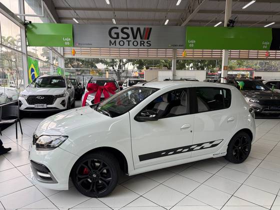 RENAULT SANDERO 2.0 16V HI-FLEX RS MANUAL RENAULT SANDERO 2.0 16V HI-FLEX RS MANUAL
